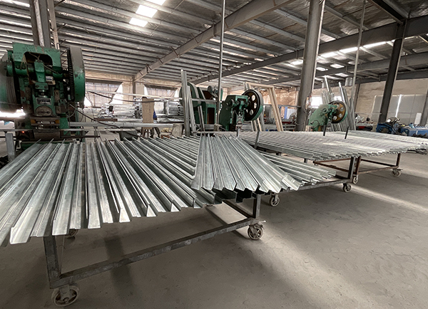 廠房實景（門框）