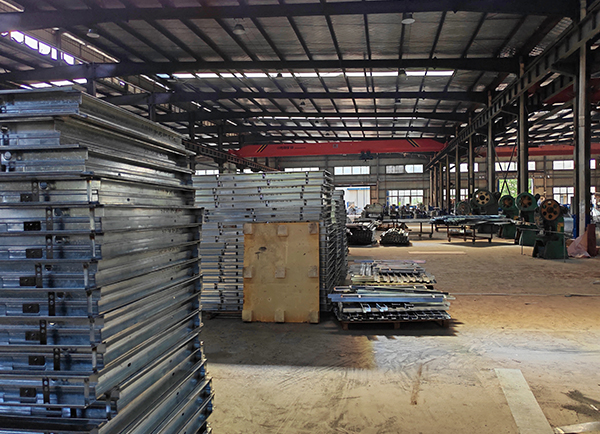 廠房實(shí)景（半成品）